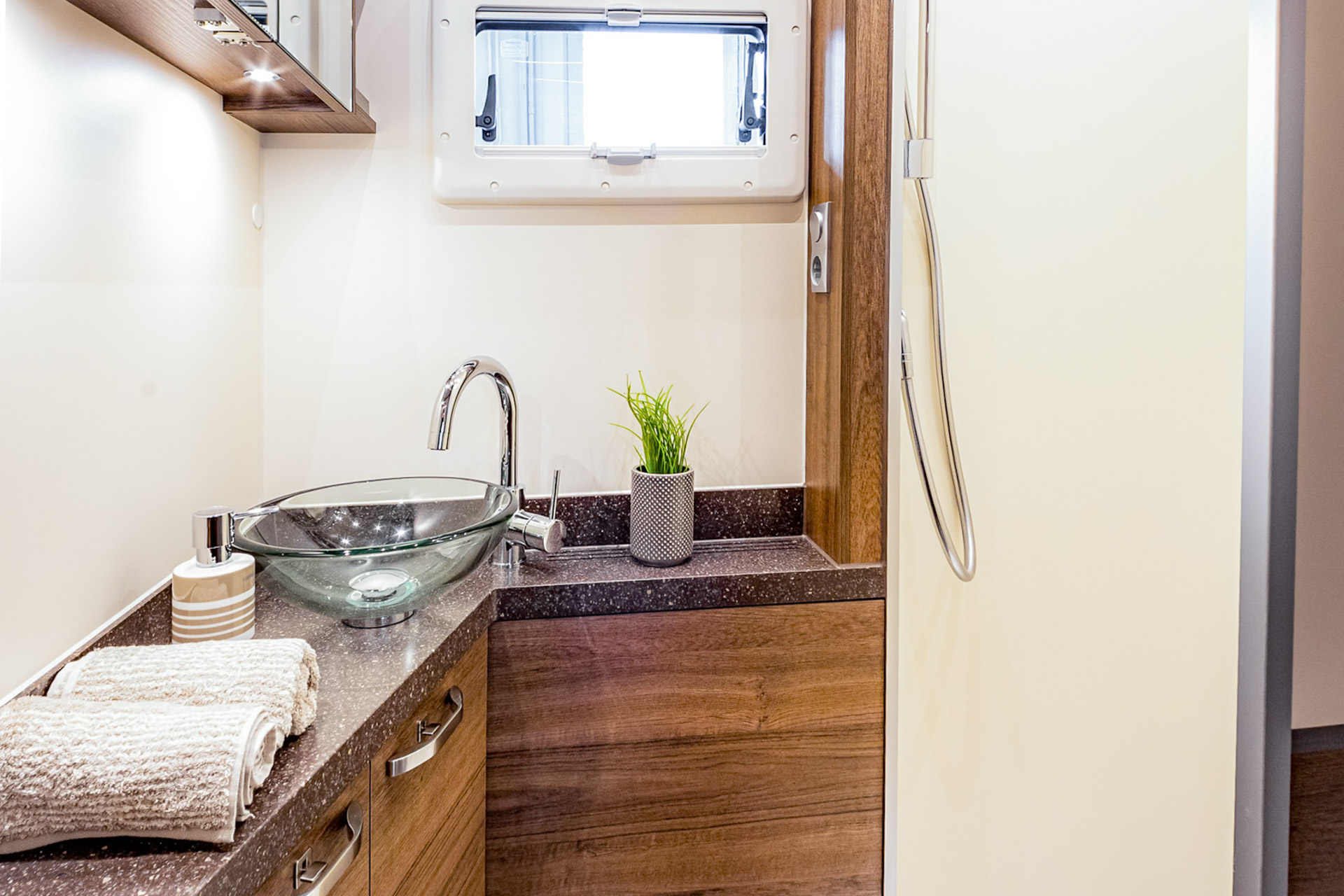 Q18 Badezimmer
