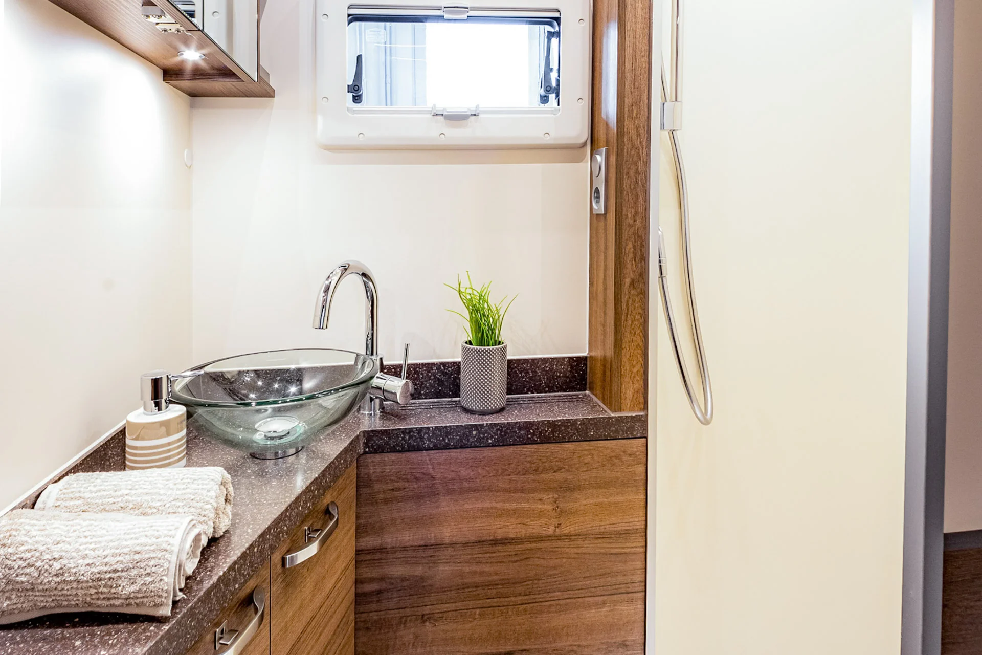 Q18 Badezimmer